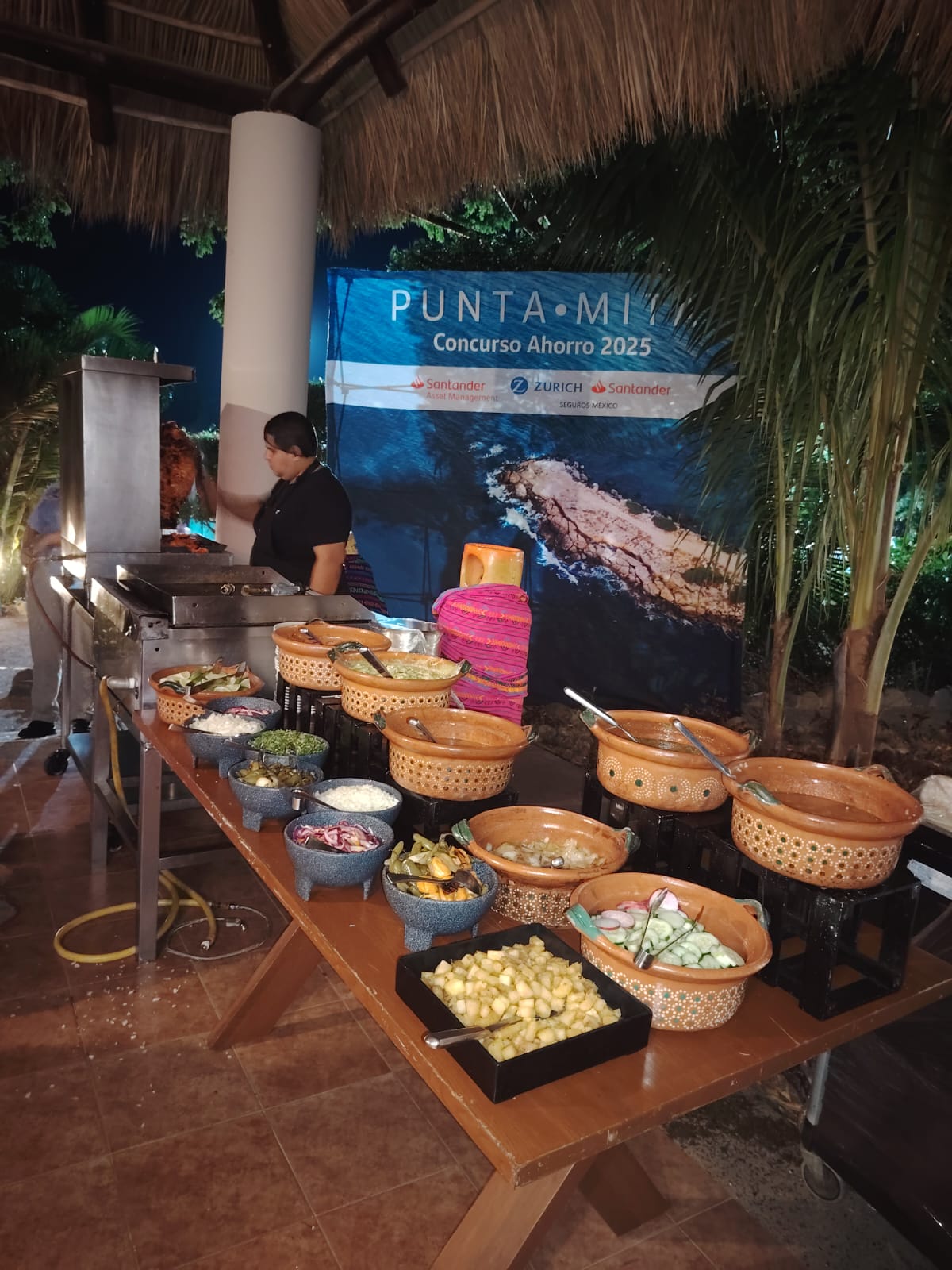 Buffet de salsas y guarniciones